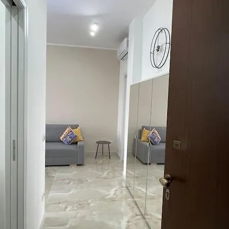Apartment Confortevole M.i. Casa *